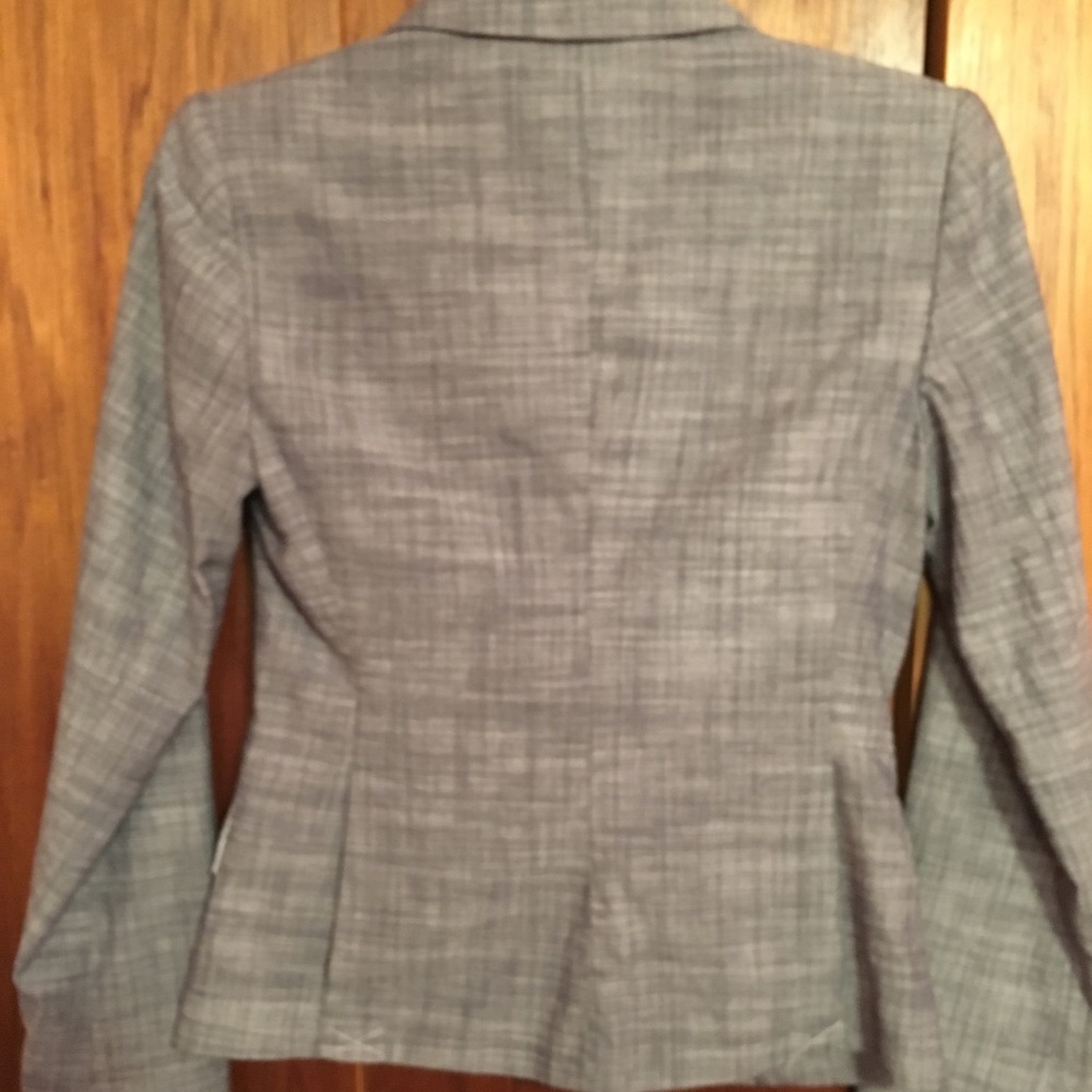 Blazer - Picture 2 of 3